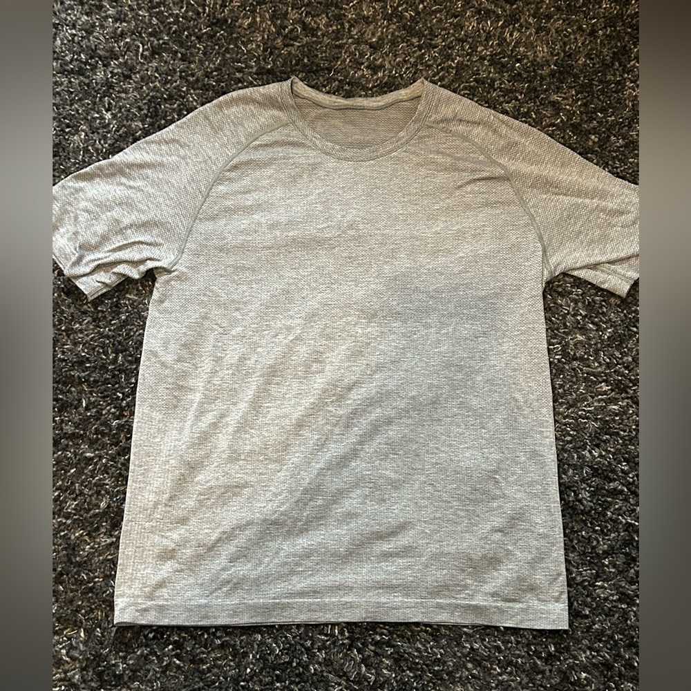Lululemon Metal Vent Tee